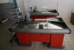 1#7252 Arredi ed attrezzature per supermercato