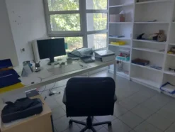 1#8503 Arredi ed attrezzature varie per attivita' commerciale
