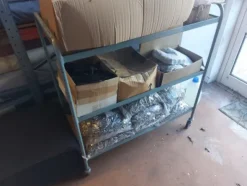 1#8503 Arredi ed attrezzature varie per attivita' commerciale