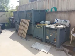 1#8503 Arredi ed attrezzature varie per attivita' commerciale