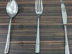 3#9089 Arredi e posate in acciaio inox