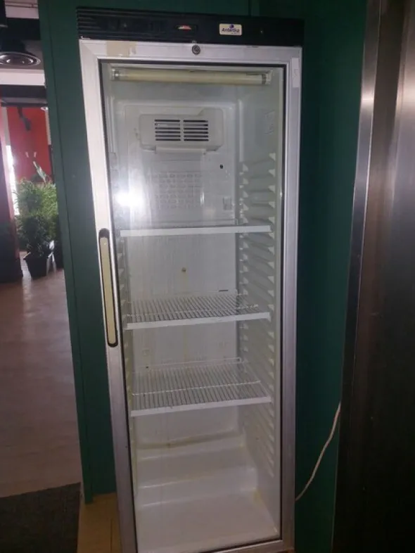 1#8457 Arredi macchine e attrezzature per ristorazione