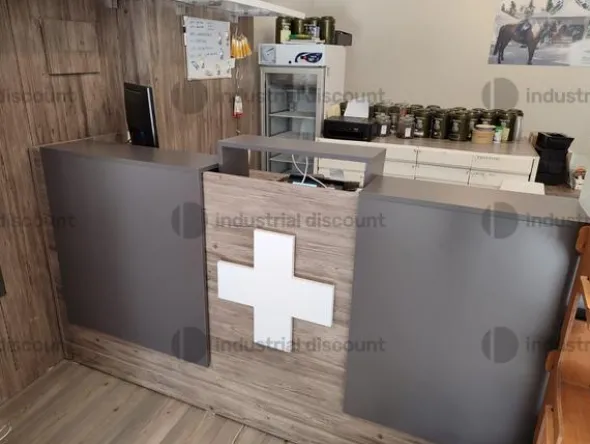 3#9541 Arredi per farmacia