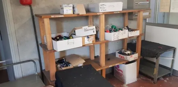 17#4206 Arredi per laboratorio cucito