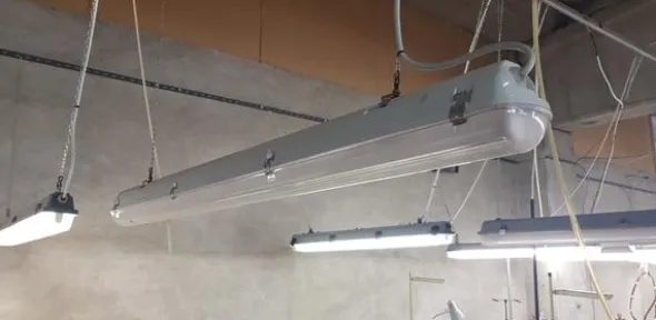 17#4206 Arredi per laboratorio cucito