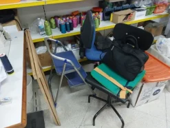 1#8597 Arredi per negozio