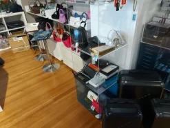 1#8119 Arredi per ufficio e negozio