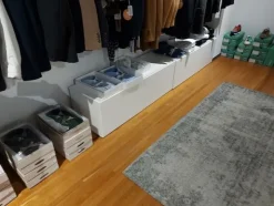 1#8119 Arredi per ufficio e negozio