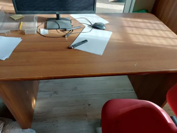 10#8011 Arredi per ufficio e spogliatoi