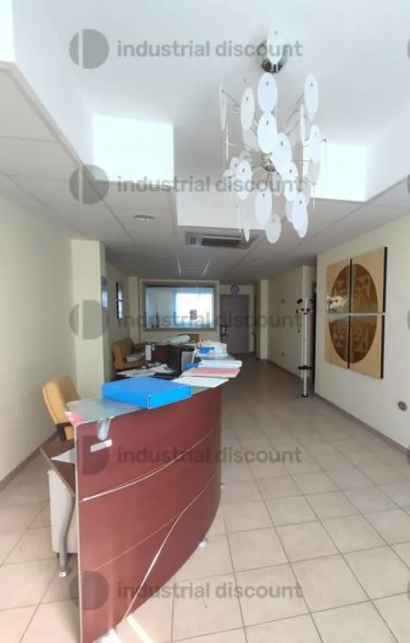 3#10039 Arredi ufficio