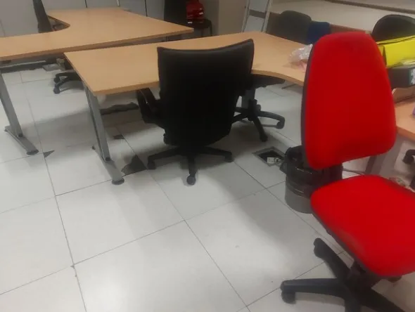 99#7922 Arredi ufficio