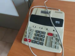 8#7776 Arredi ufficio e stampanti HP