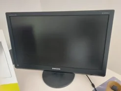 2#8602 Arredo da ufficio
