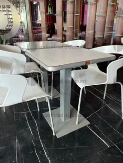 1#9447 Arredo di pregio per disco-bar