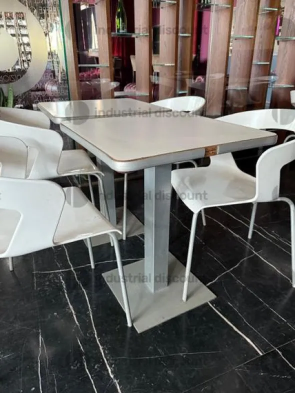 1#9447 Arredo di pregio per disco-bar