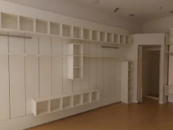 15#7897 Arredo e attrezzature negozio abbigliamento