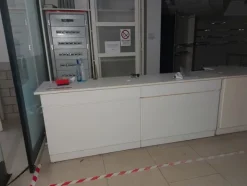 28#7897 Arredo e attrezzature negozio abbigliamento