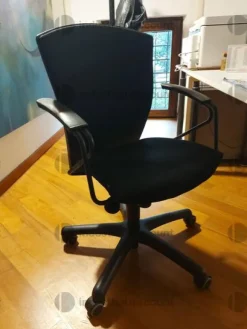 3#8743 Arredo ed attrezzatura da ufficio