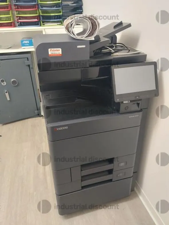 1#9633 Arredo ed attrezzatura elettronica per ambulatorio odontoiatrico