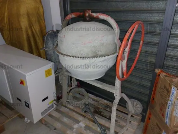 1#9321 Arredo ufficio e attrezzatura edilizia