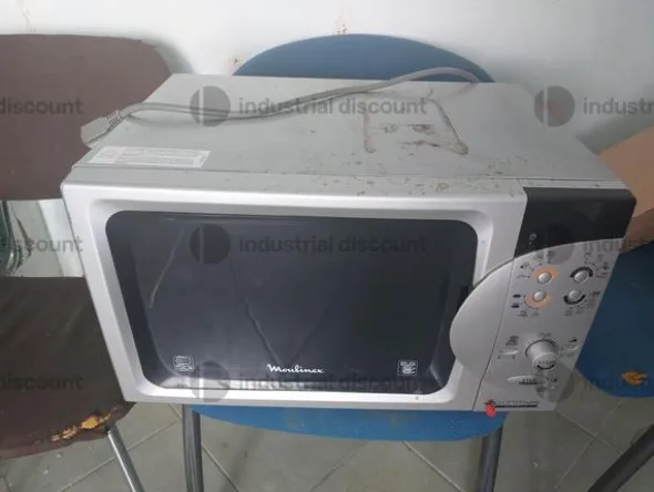1#9321 Arredo ufficio e attrezzatura edilizia