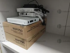 1#8705 Arredo ufficio e materiale elettronico