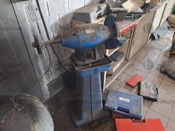 3#9630 Arredo uffici per officina e accettazione officina