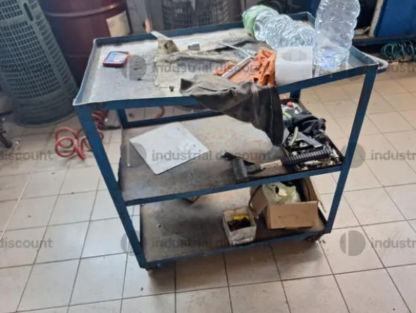 3#9630 Arredo uffici per officina e accettazione officina