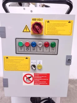 ASPIRATORE INDUSTRIALE POLVERI – NILFISK (MF-PR-ASP-75)