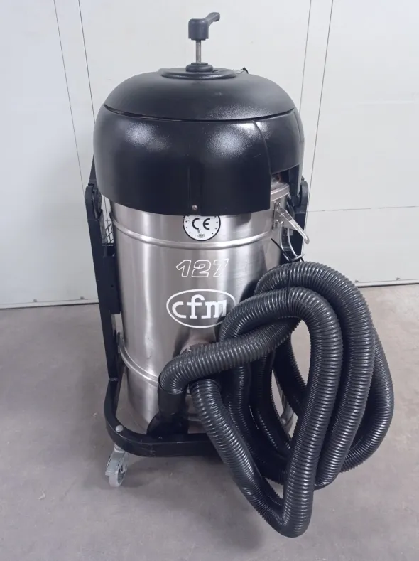 ASPIRATORE INDUSTRIALEPOLVERI – NILFISK (MF-PR-ASP-70)