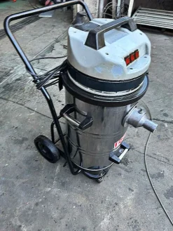 Aspiratore polvere e liquidi da 60 litri