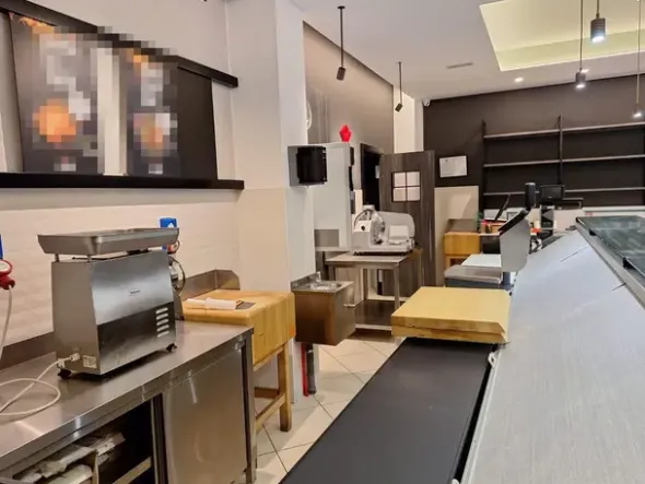#24593 Attività di braceria macelleria gastronomia a Castellana Grotte (Bari)