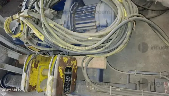 52#10047 Attrezzatura da cantiere