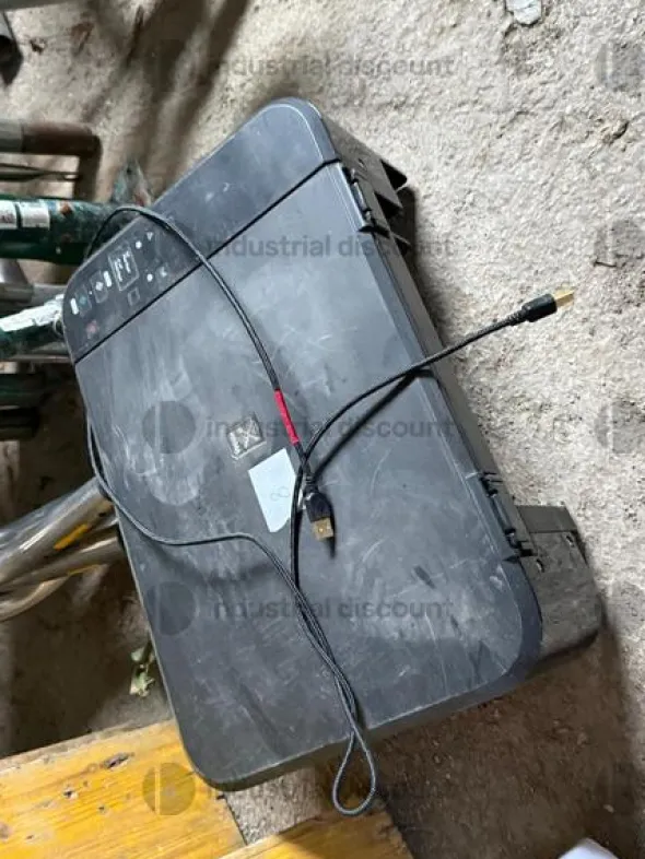 2#10212 Attrezzatura da cantiere