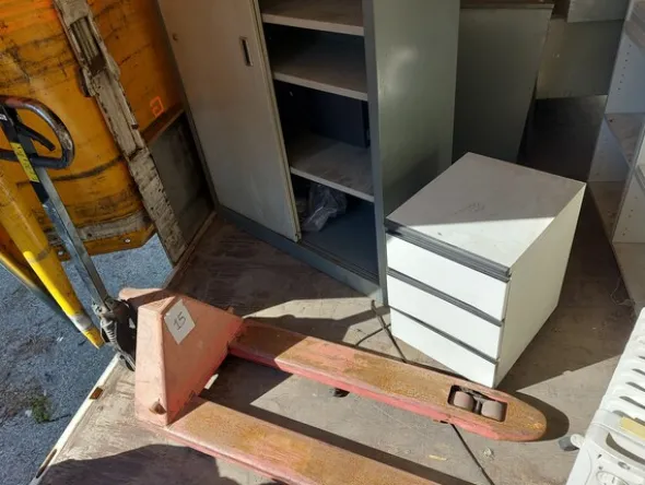 4#7728 Attrezzatura da edilizia e arredamento