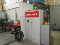 2#4144 Attrezzatura da officina