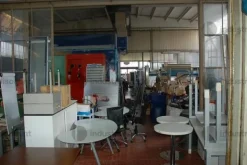35#8738 Attrezzatura da officina e arredo da ufficio