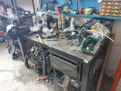 17#9469 Attrezzatura da officina ed arredo da ufficio