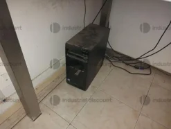 17#9469 Attrezzatura da officina ed arredo da ufficio