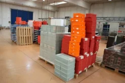 1#7389 Attrezzatura ed accessori per calzaturificio