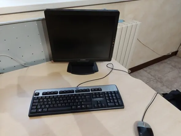1#7637 Attrezzatura elettronica da ufficio