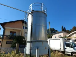 1#7332 Attrezzatura e macchinari per produzione latte