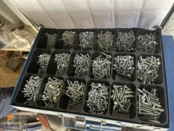 1#7824 Attrezzatura e materiale per impianti idraulici