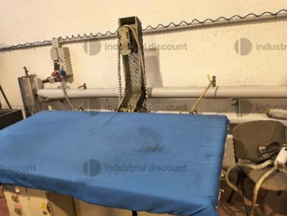 1#9958 Attrezzatura industriale per stireria