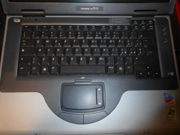 4#7585 Attrezzatura informatica