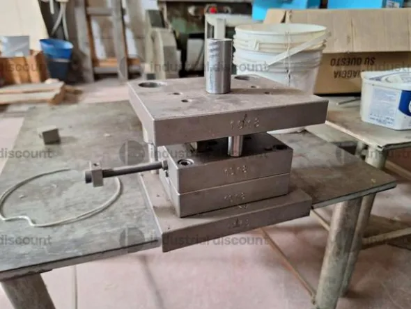 1#9460 Attrezzatura lavorazione lamiere