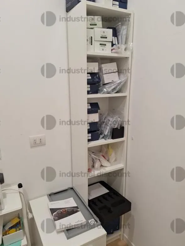 1#9147 Attrezzatura medica ed elettronica da ufficio