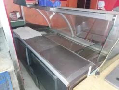 4#8270 Attrezzatura per bar e pasticceria