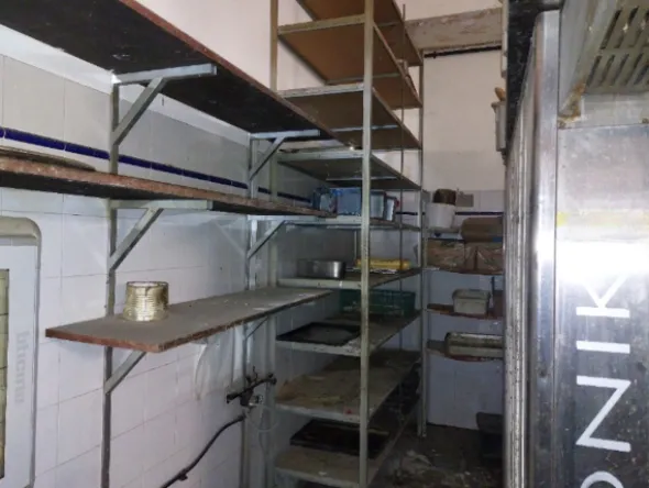 15#8270 Attrezzatura per bar e pasticceria