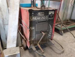 7#7632 Attrezzatura per la lavorazione del ferro